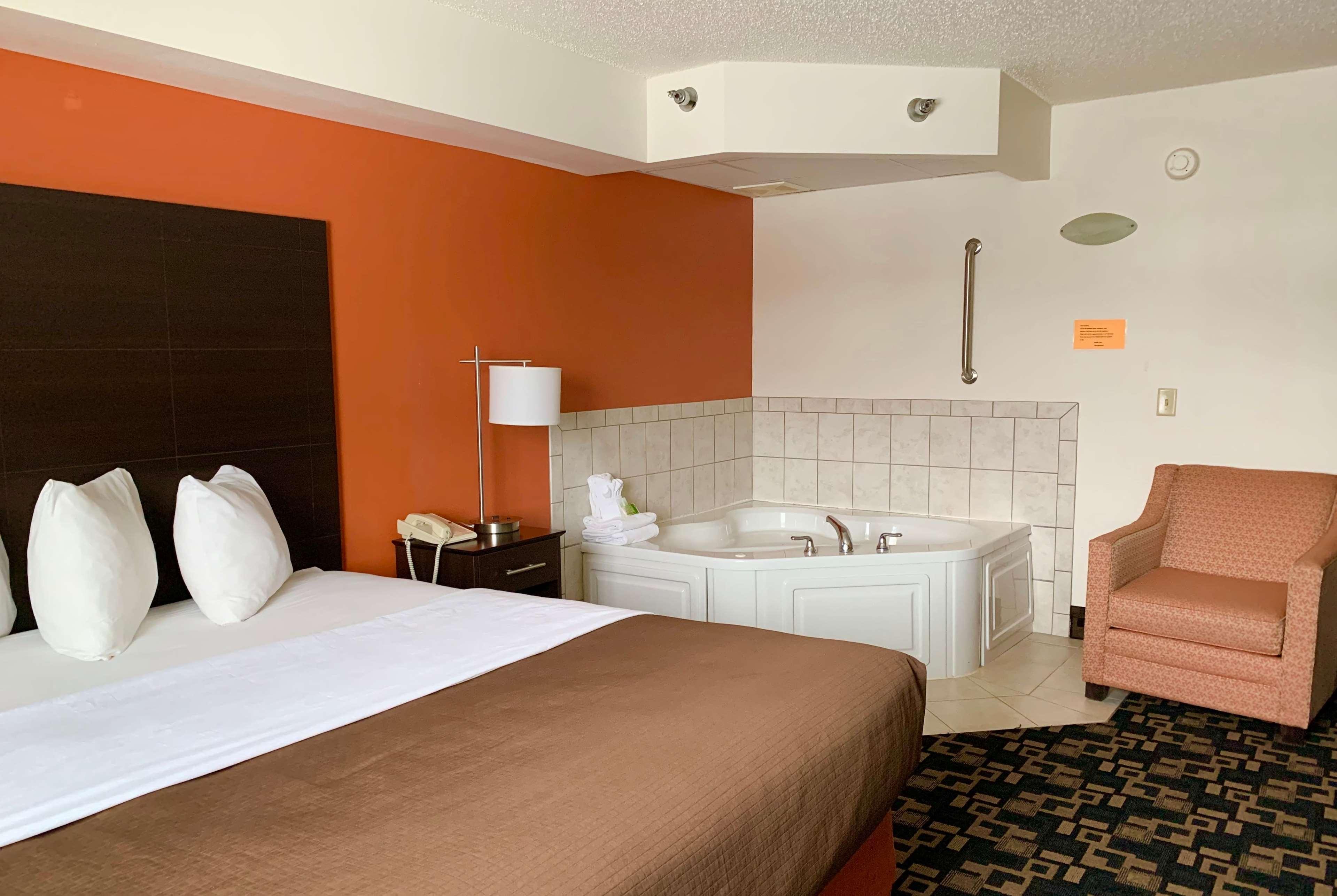 Americinn By Wyndham Wausau Weston Exterior photo